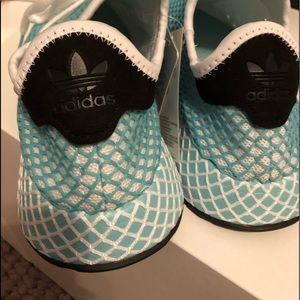 NIB Adidas Deerupt Runner Tiffany Blue